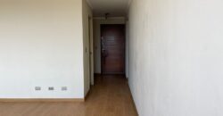 Vendo Departamento con Balcón en Av. Javier Prado Oeste