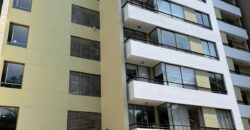 Vendo Departamento con Balcón en Av. Javier Prado Oeste