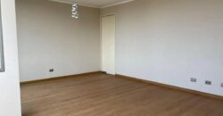 Vendo Departamento con Balcón en Av. Javier Prado Oeste