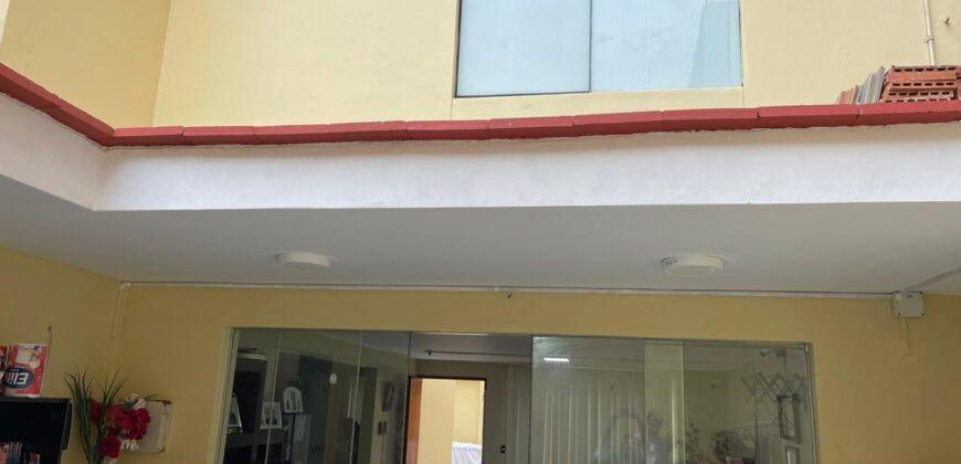 Venta de Casa en los Cedros, Chorrillos