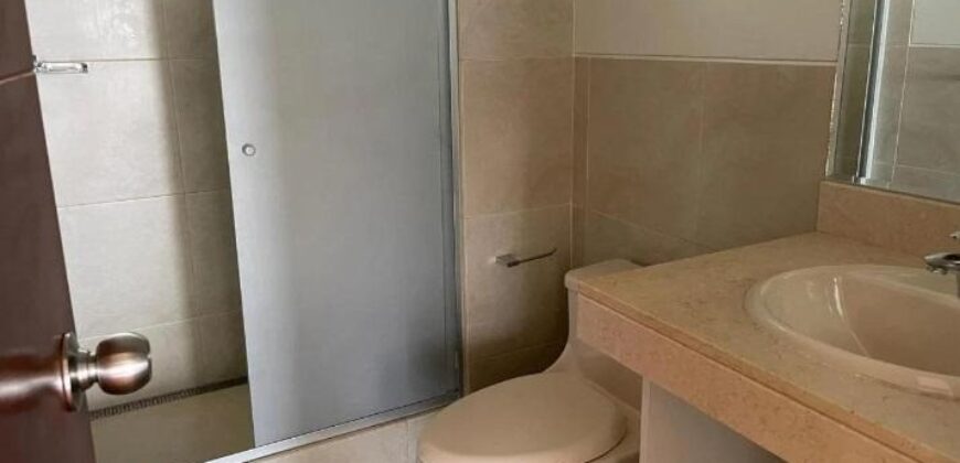 Alquiler de Espectacular Departamento en 3er Piso