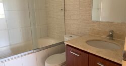 Vendo Departamento con Balcón en Av. Javier Prado Oeste
