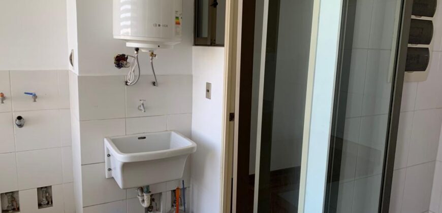 Vendo Departamento con Balcón en Av. Javier Prado Oeste