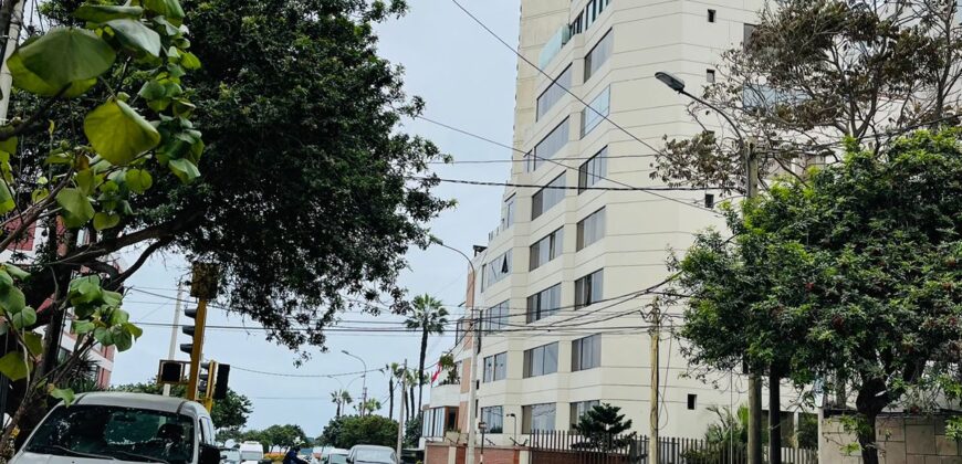 Alquilo Hermoso Dpto. Amoblado con Balcón en Miraflores