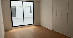 Venta Dpto. Estreno Primer Piso con Terraza en Surco