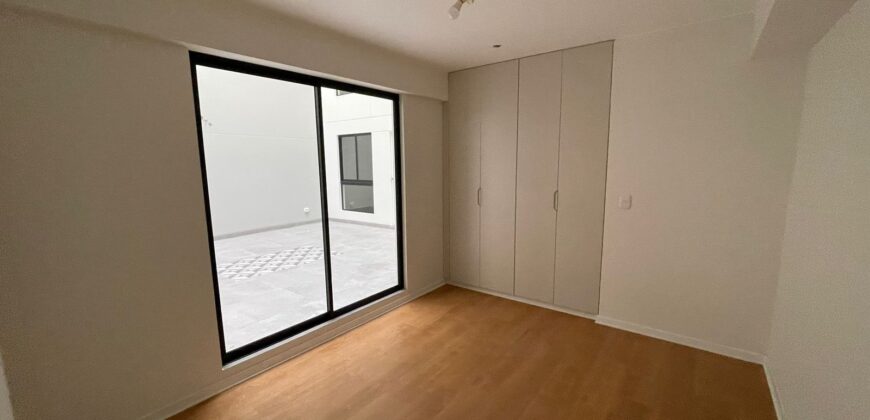 Venta Dpto. Estreno Primer Piso con Terraza en Surco
