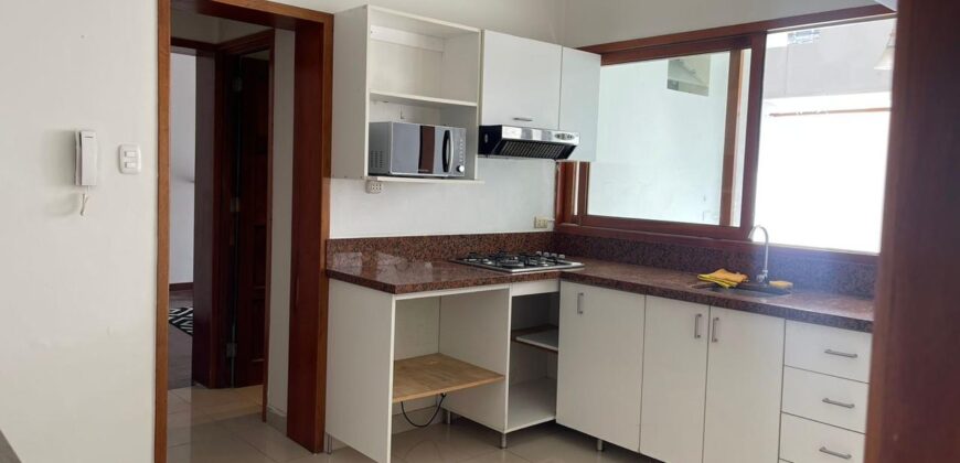Miraflores, Alquiler de Departamento  Semi Amoblado